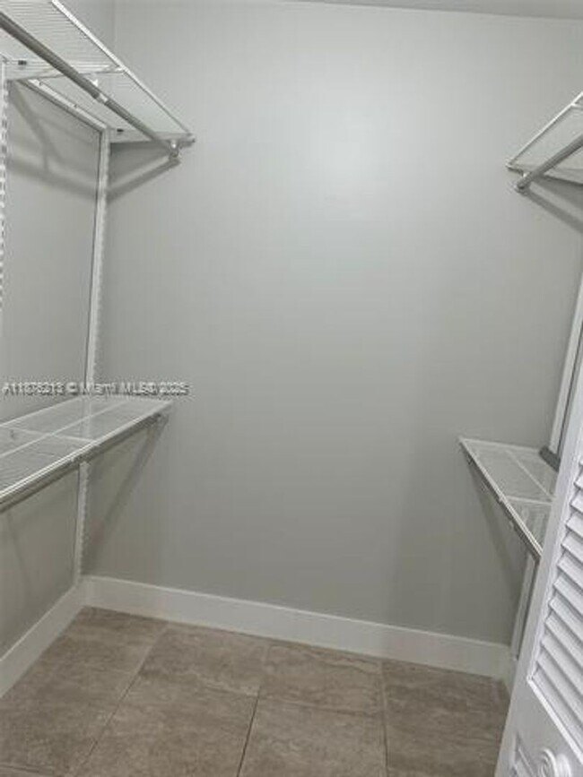 Building Photo - 8563 SW 115th Ct