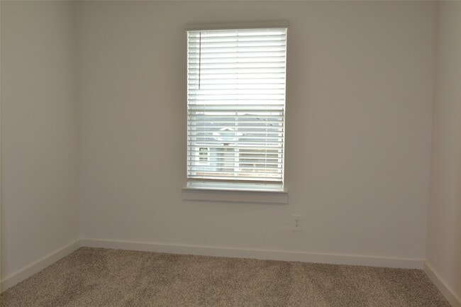 Building Photo - 1607 Portorosso Dr