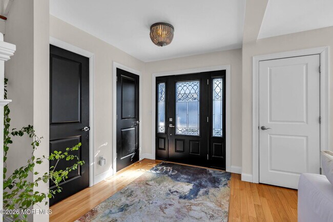 Building Photo - 550 Whiting Ave