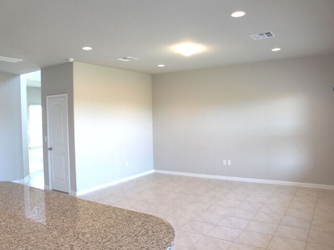 Building Photo - 1137 La Conterra Blvd
