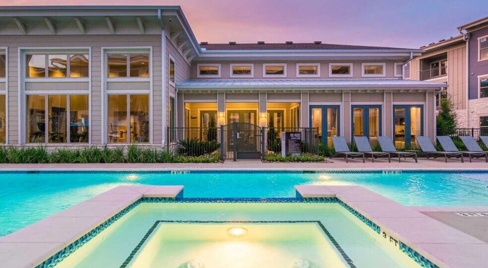 Building Photo - 9150 Hwy 6 N