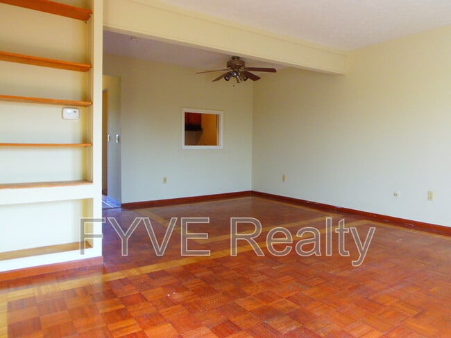 Building Photo - 2011 Baldwin Rd