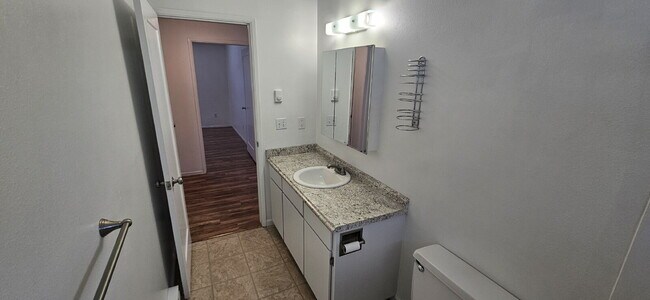 Building Photo - "Charming 3-Bed Duplex with Cozy Fireplace...