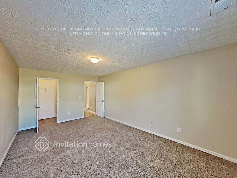 Building Photo - 6452 Snowden Dr