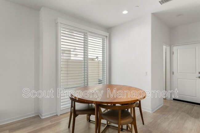 Building Photo - 31234 Calle Cirros