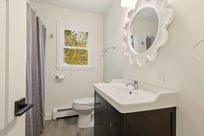 Building Photo - 29 Lovell Rd