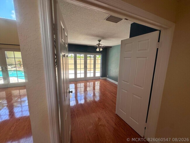 Building Photo - 10627 Wheelhouse Cir