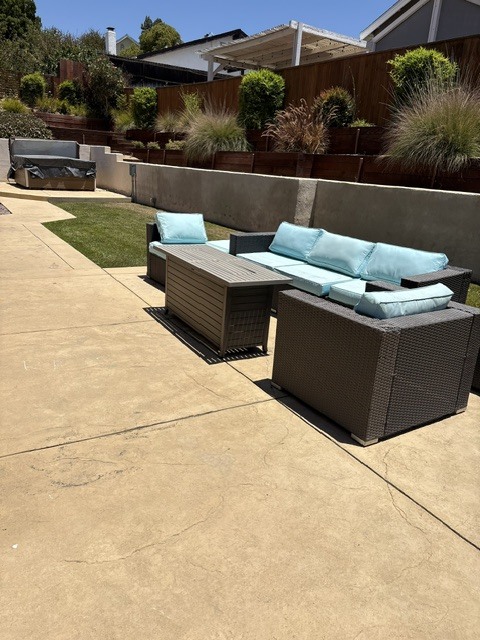 Lots of room for entertaining - 3078 Saddleback Ct