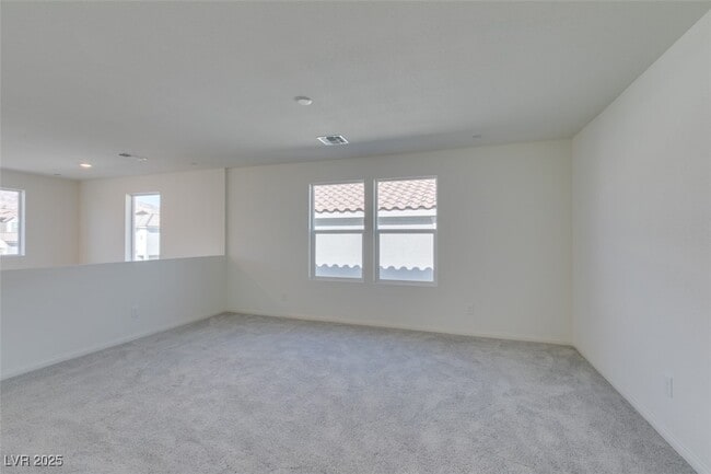 Building Photo - 5632 Hill Spire St