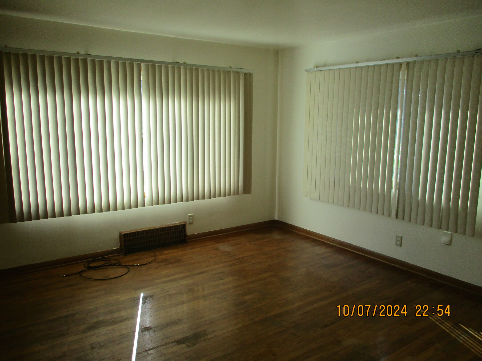 Living room - 3733 N 73rd St