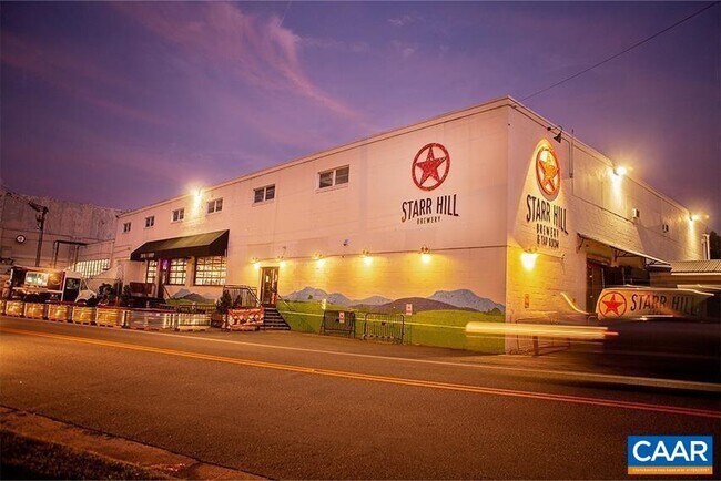 Building Photo - 6053 McComb St