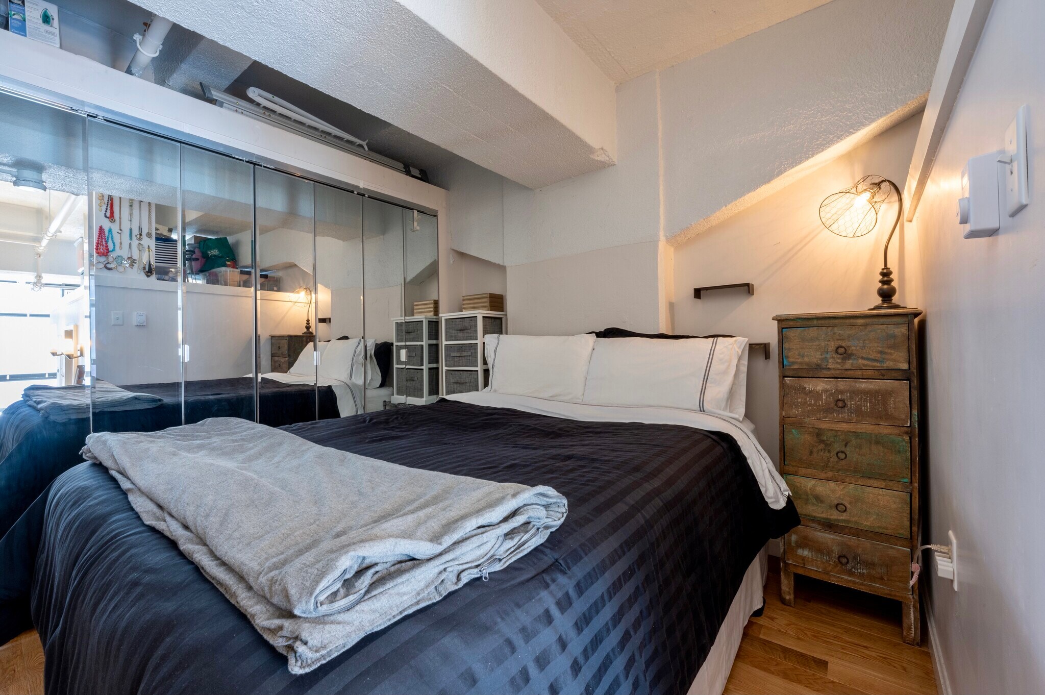 Building Photo - 12 Stoneholm St