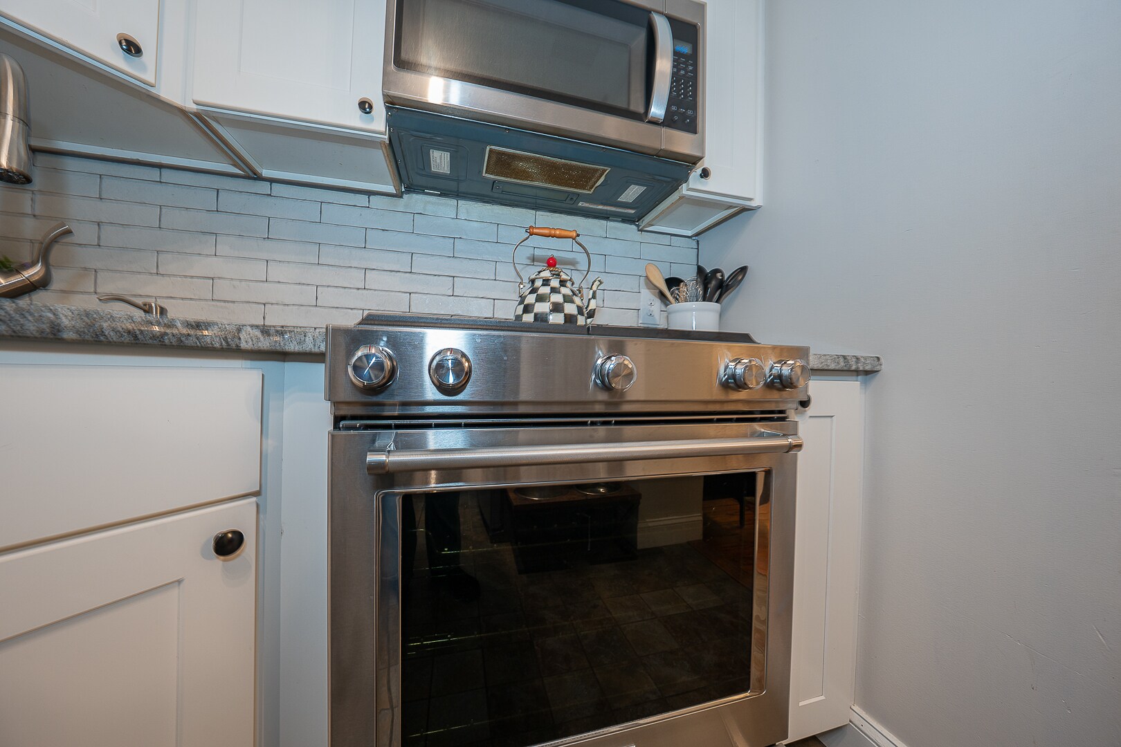 Building Photo - 759 N Judson St