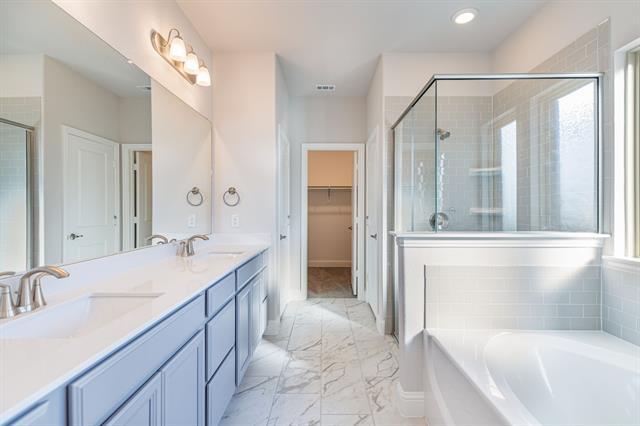 Building Photo - 1725 Blakely Pl