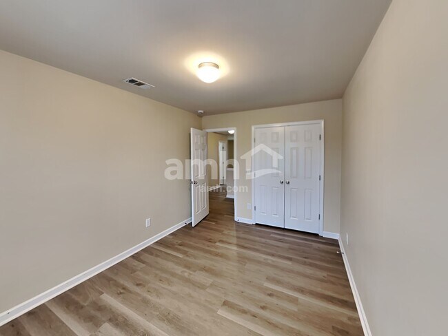 Building Photo - 1040 Fulman Rd