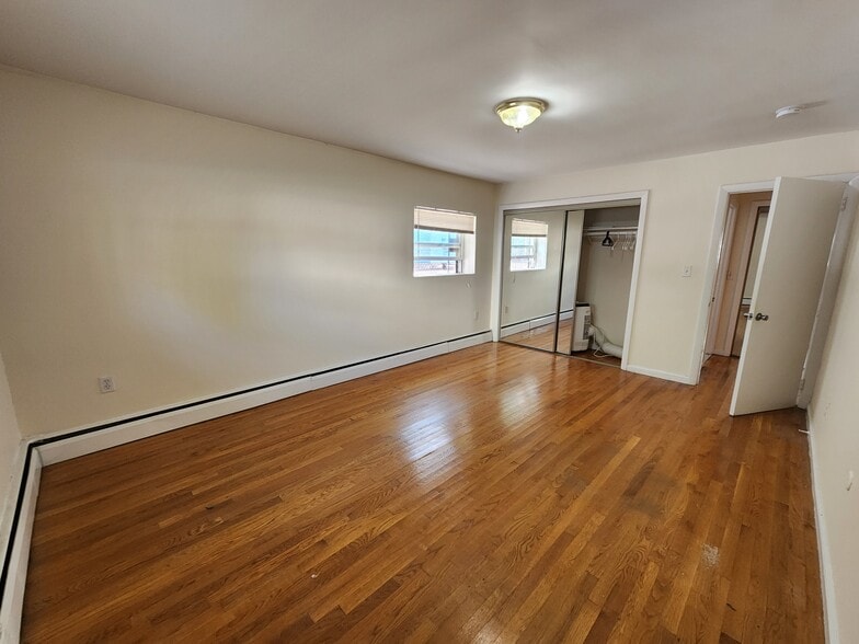 Building Photo - 55 Brighton Ave