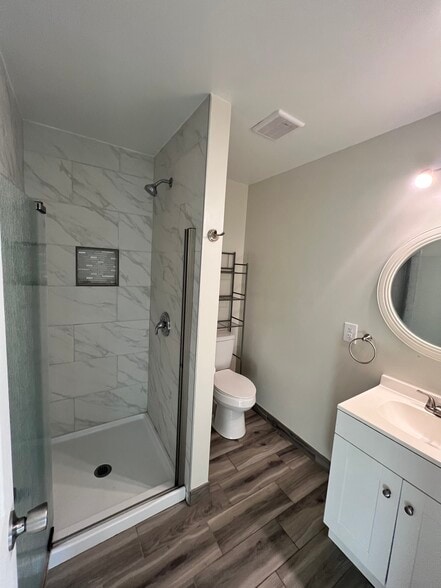 Building Photo - 1620 Bowersox Rd