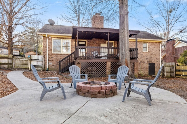 Building Photo - 46 Forest Trail Ct