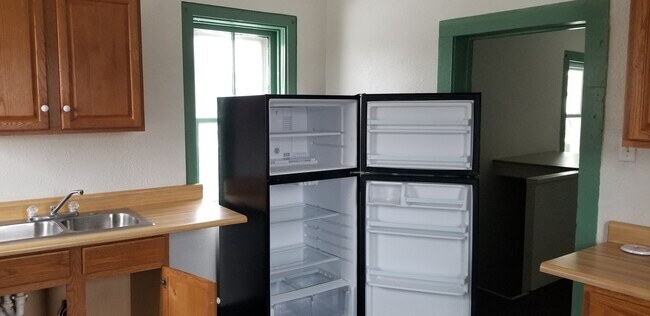 Kitchen - 348 S Main St