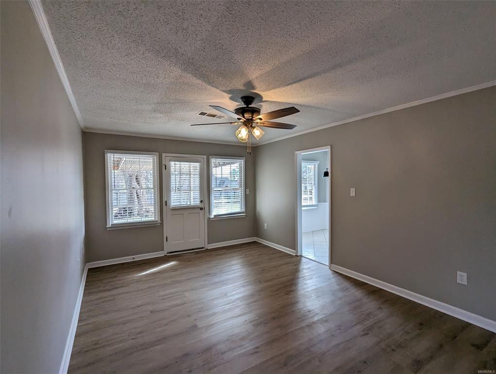 Building Photo - 2629 Old Orchard Ln