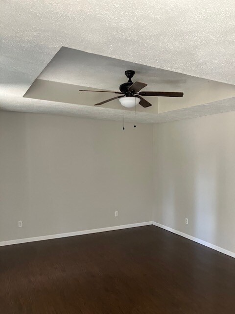 Building Photo - 1791 W Farm Rd 102