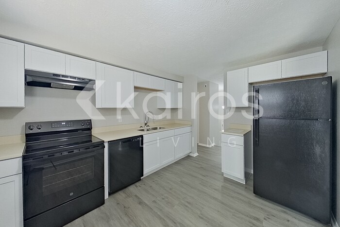 Building Photo - 10301 Starhaven Cir