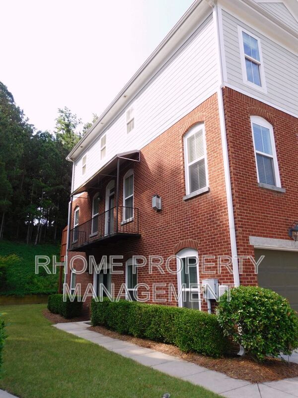Building Photo - 5905 Brookside Oak Cir