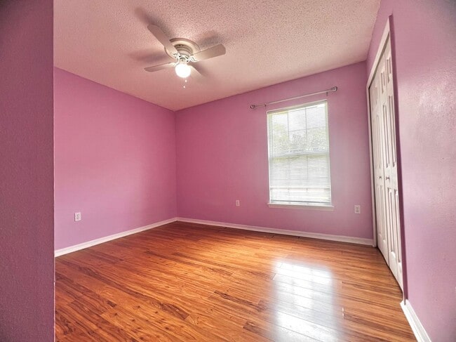 Building Photo - 11395 Aston Hall Dr
