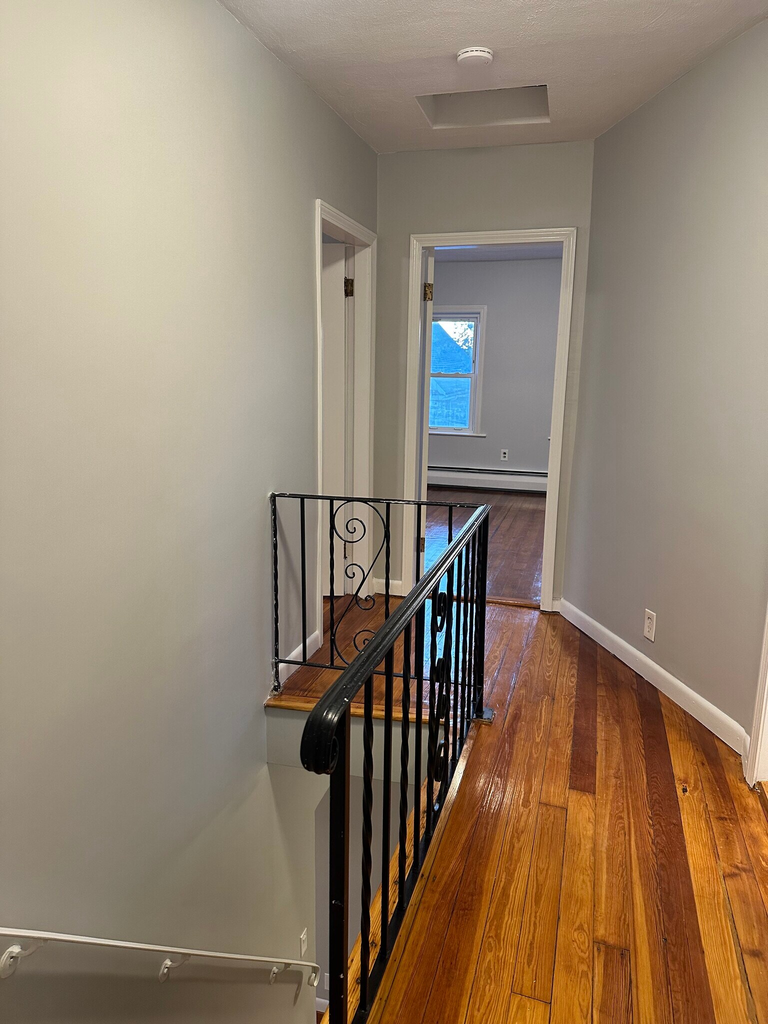 Building Photo - 42 William St