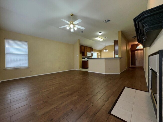 Building Photo - 9602 Glenshee Drive