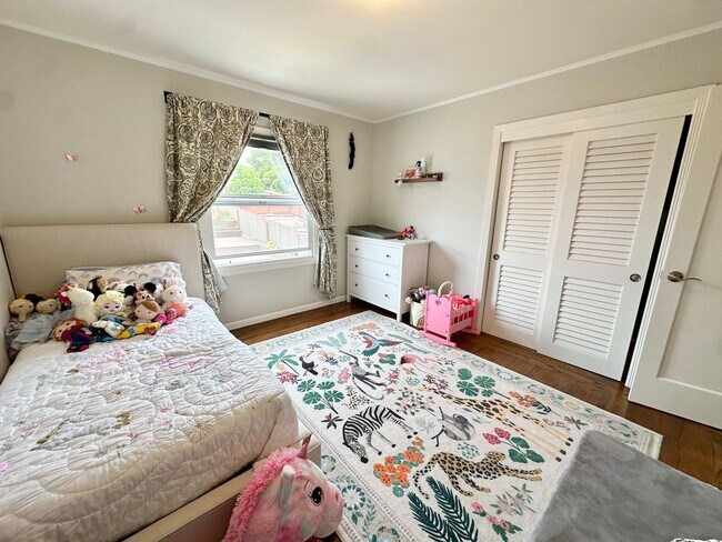 Building Photo - Lovely 3bd/2bth Home in The Sunset
