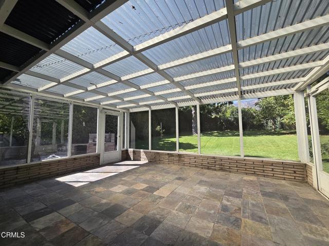 Building Photo - 3815 Mayfair Dr