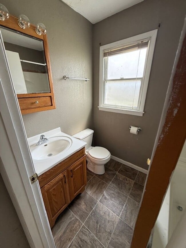 Building Photo - Italian Estates Property Management