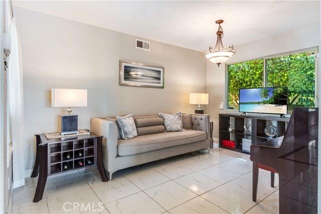 Building Photo - 3019 Carolwood Ln