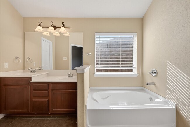 Building Photo - 1126 Pecos Pass Dr