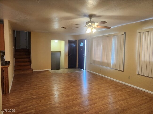 Building Photo - 103 S Mallard St