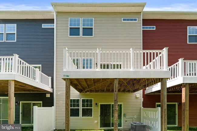 Building Photo - 7980 Patterson Wy