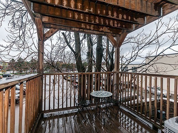 Building Photo - 43 Thorndike St