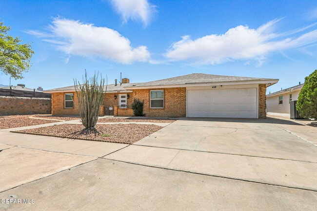 Building Photo - 408 San Blas Dr