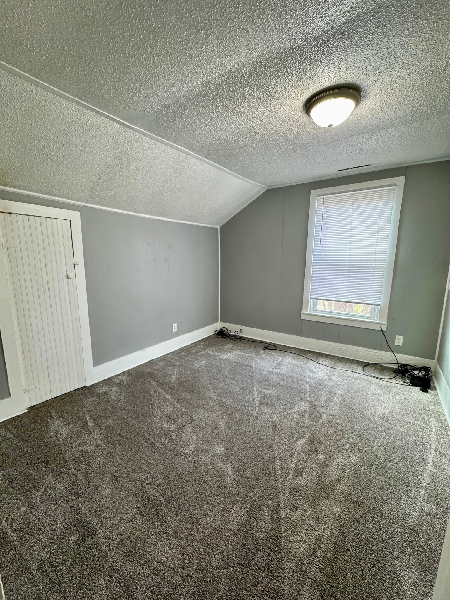 Building Photo - 3030 Indian Rd