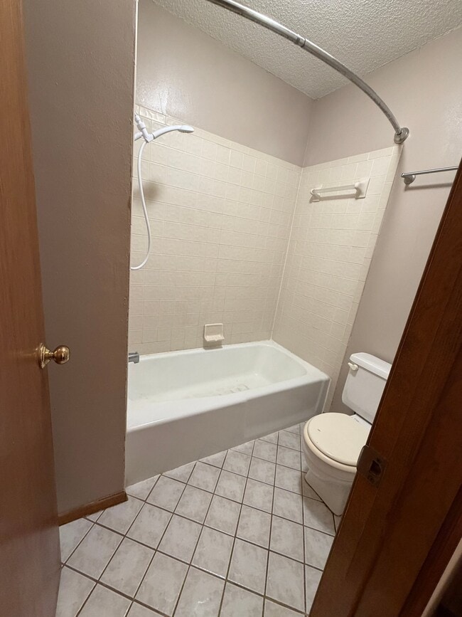 Building Photo - 1705 Brookwater Pl