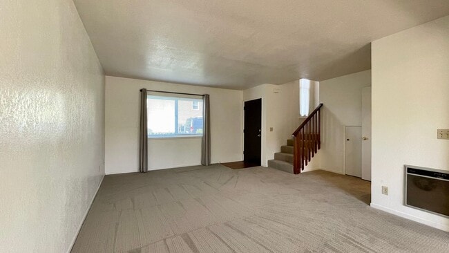 Building Photo - 2 Bedroom Townhouse Near Downtown SLO w/ G...