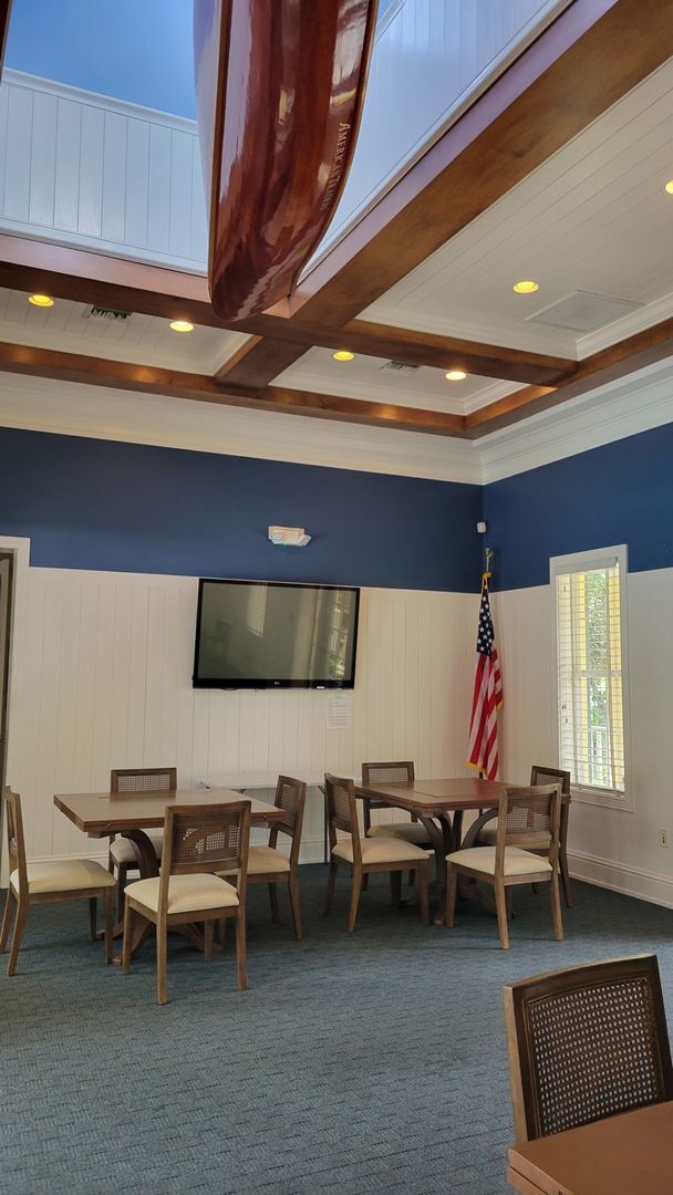 Building Photo - ANNUAL UNFURNISHED 2 bed 2 bath ground flo...