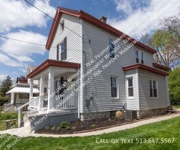 Building Photo - 5814 Chandler St