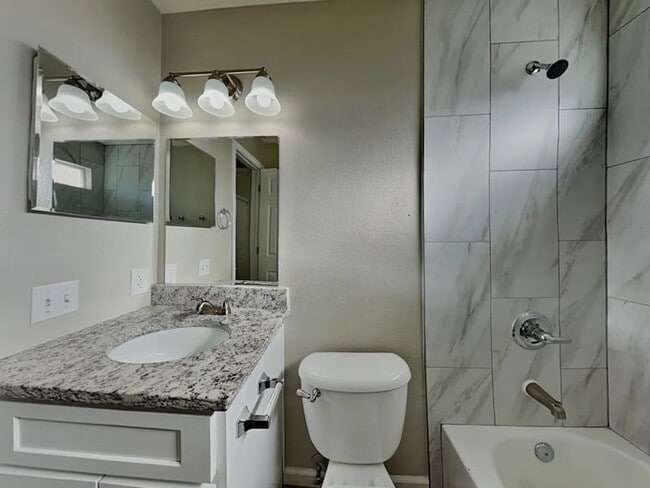 Building Photo - 3345 Prestwicke Pl