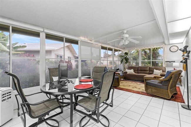 Building Photo - 3143 37th Ln S