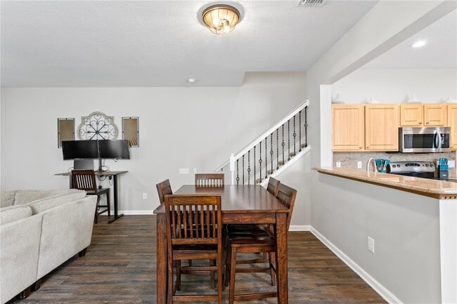 Building Photo - 4715 Barnstead Dr
