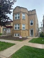 Building Photo - 8650 Trumbull Ave