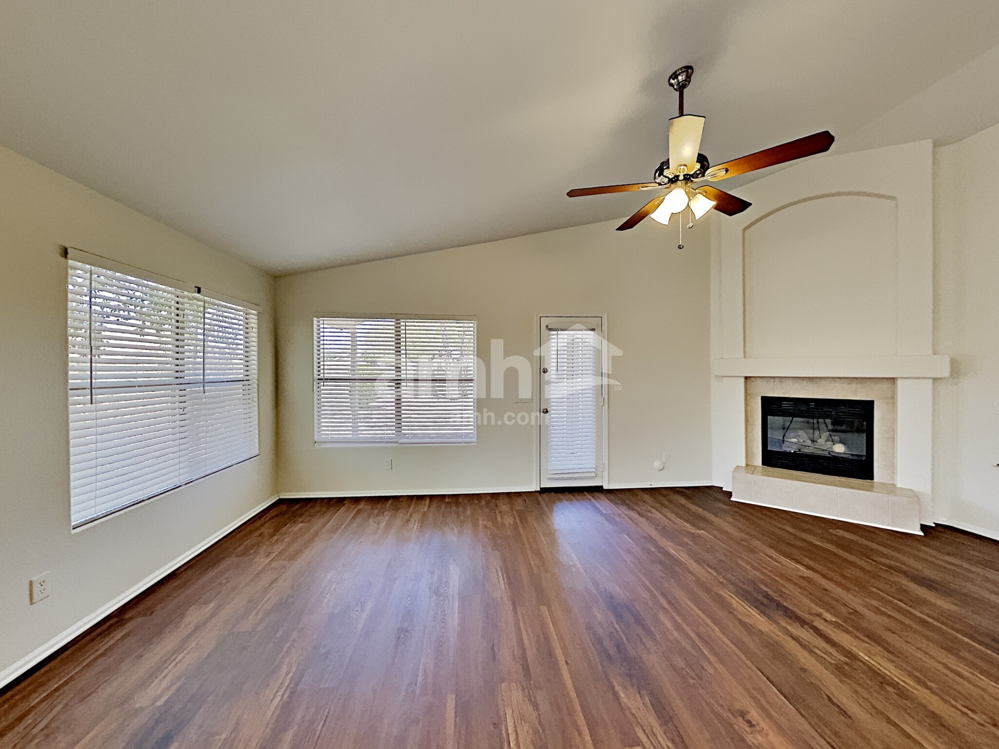 Building Photo - 10262 W Patrick Ln