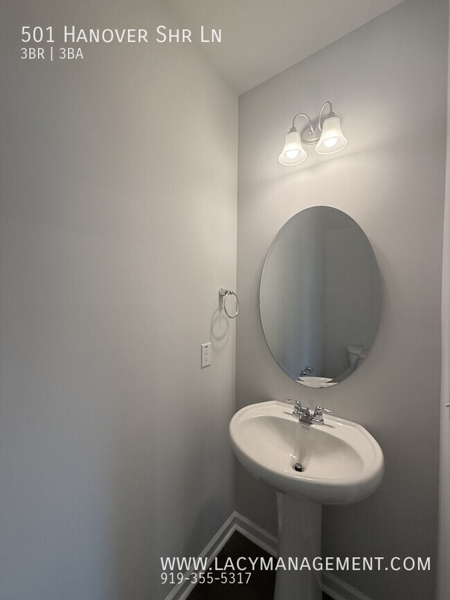 Building Photo - 501 Hanover Shr Ln